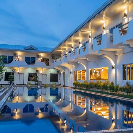 Adela Resort 邦劳 外观 照片