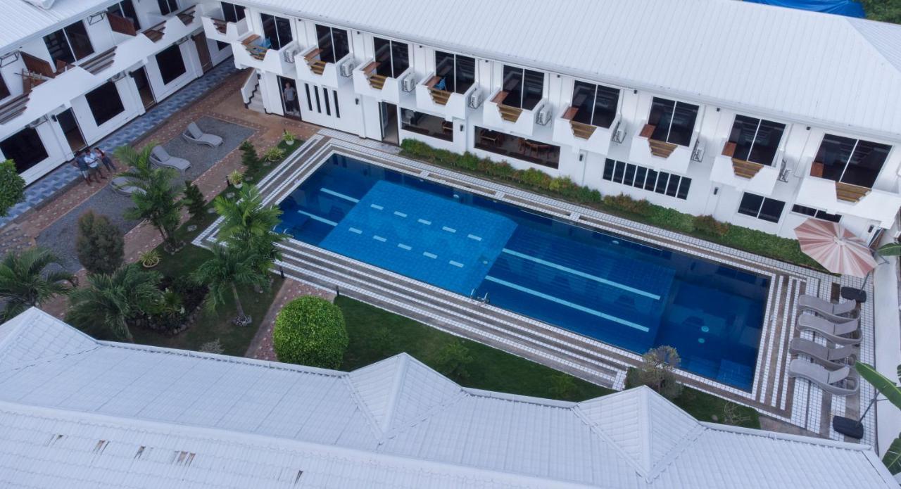 Adela Resort 邦劳 外观 照片
